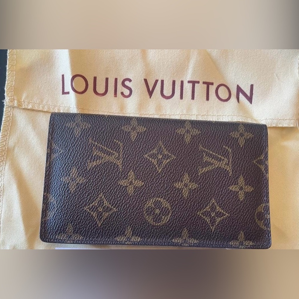 Louis Vuitton Monogram Canvas Wallet in Brown and Tan